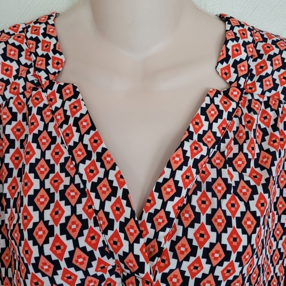 Francesca's Alna Be Geometric Split Neck 3/4 Sleeve Blouse Size Women's Small - Picture 4 of 11